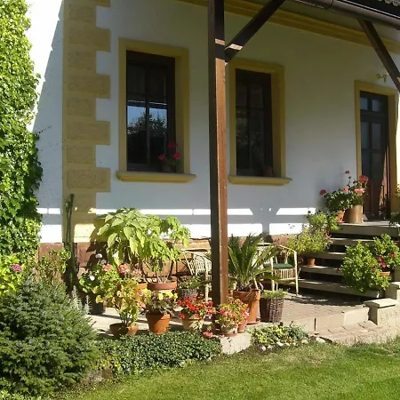 Apartman 21 *